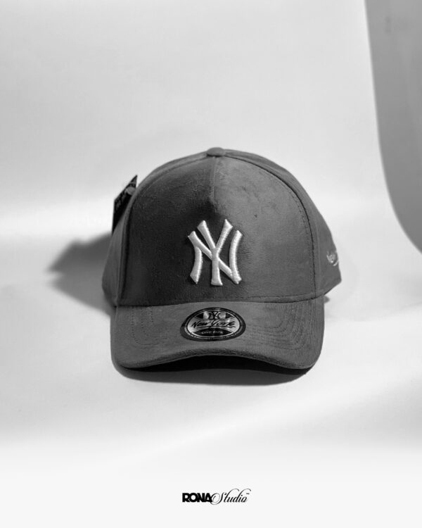 Gorro NY Terciopelo